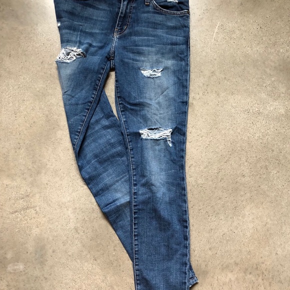 Current Elliot Medium Wash Distressed Jeans - Picture 3 of 5